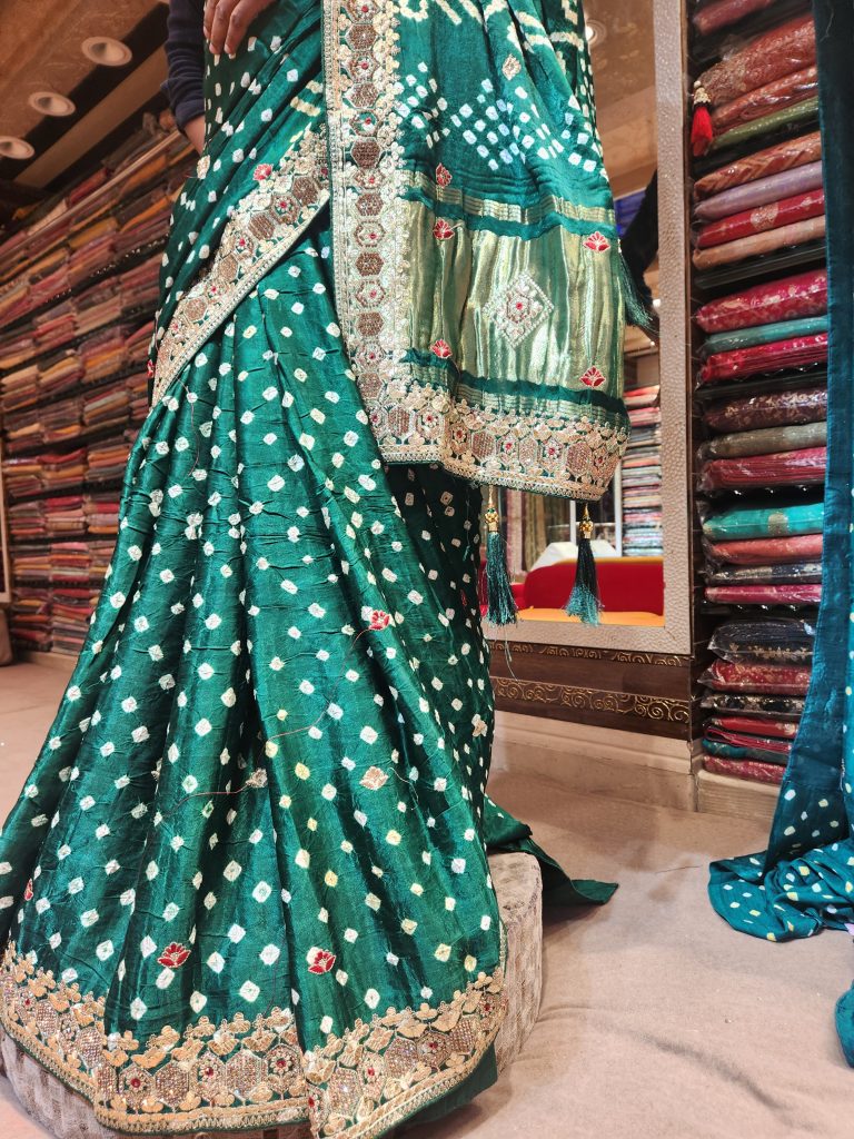 Best Saree Shop In Varanasi
